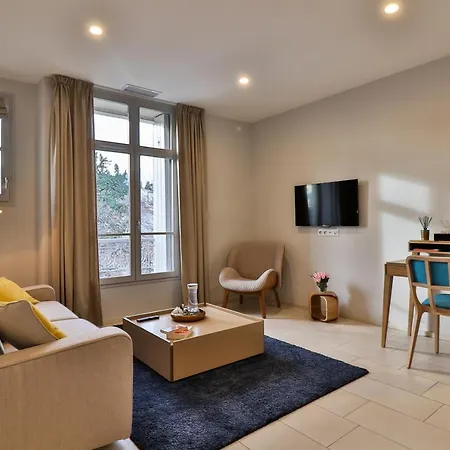 לינה וארוחת בוקר Meridia