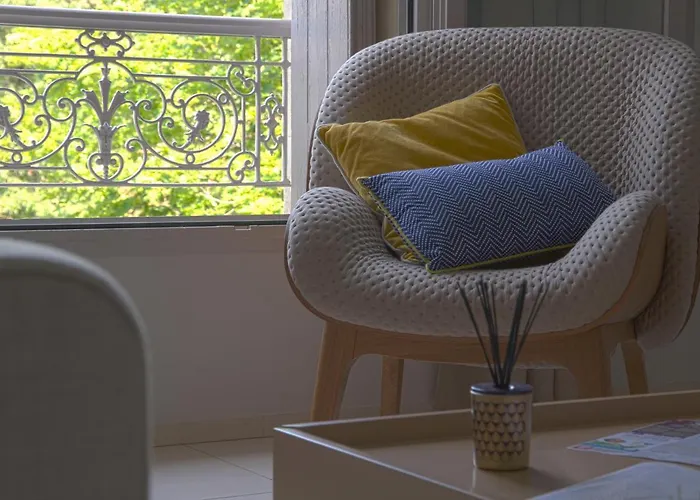 Alojamento de Acomodação e Pequeno-almoço Meridia Nîmes