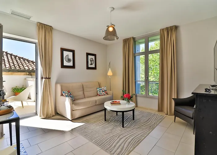 Meridia Alojamento de Acomodação e Pequeno-almoço 4*